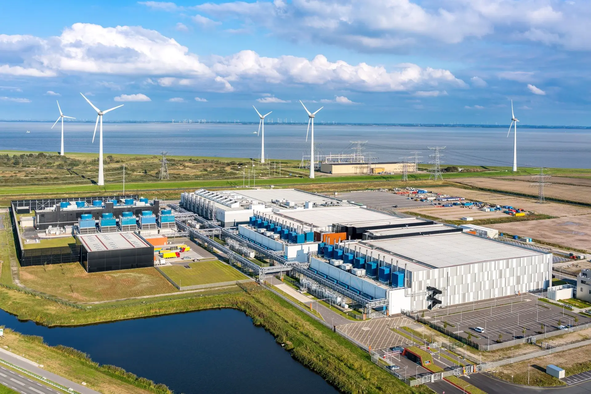 GOOGLE DATA CENTER